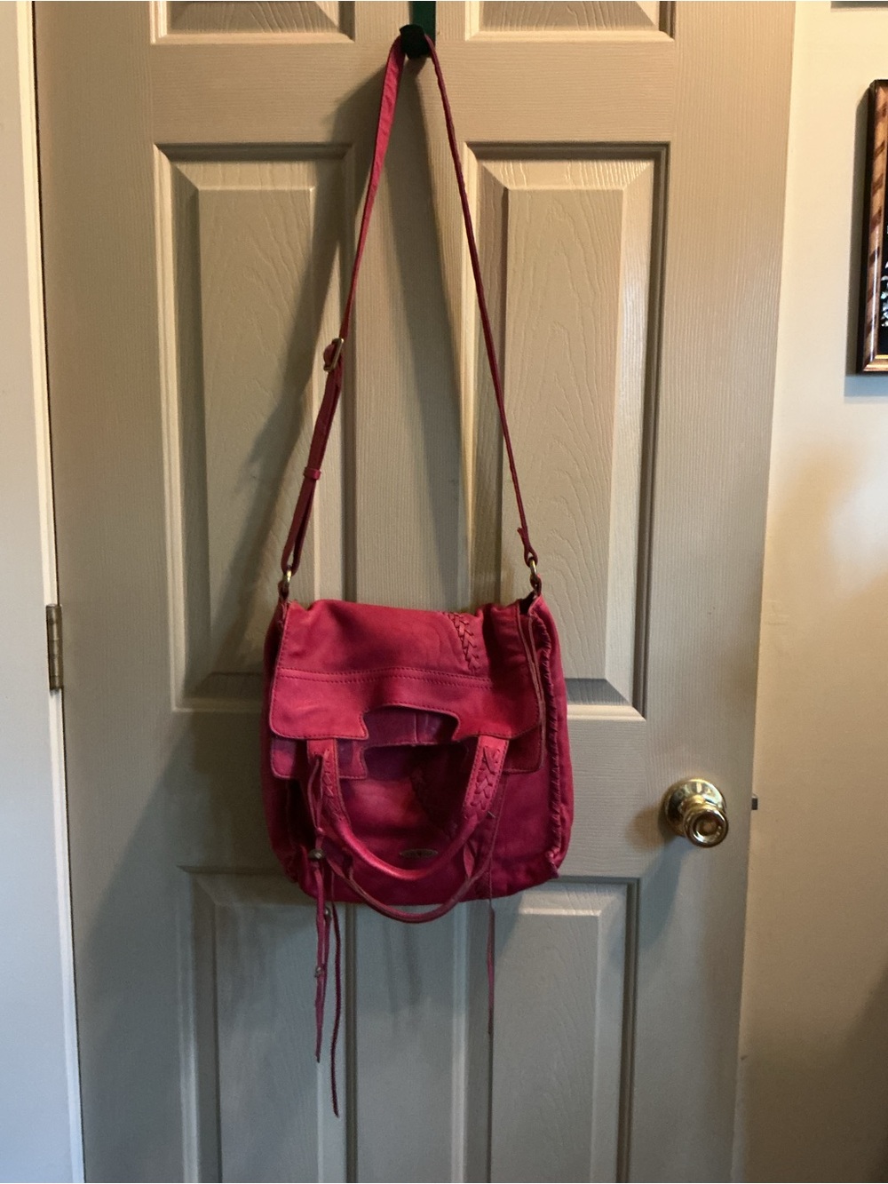 Lucky Brand Stylish Pink Women's Leather Shoulder Bag